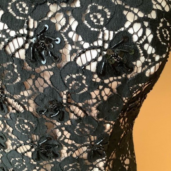 JS BOUTIQUE Black Lace & Sequin Floral Gown Size 6 - Picture 10 of 16